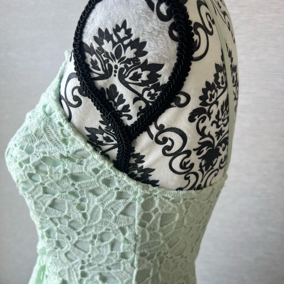 ASTR THE LABEL Revolve The Lace A Line
Cocktail Midi Dress Mint Green S - Picture 6 of 9